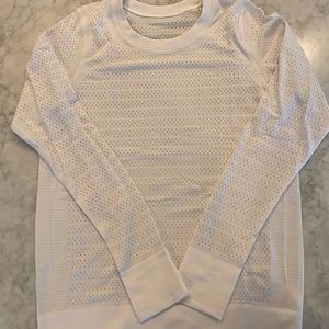 Lululemon Run Swiftly Breeze Long Sleeve Size 4